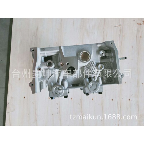 供应优质4N15缸盖汽缸盖缸盖总成1005C961,1005C644