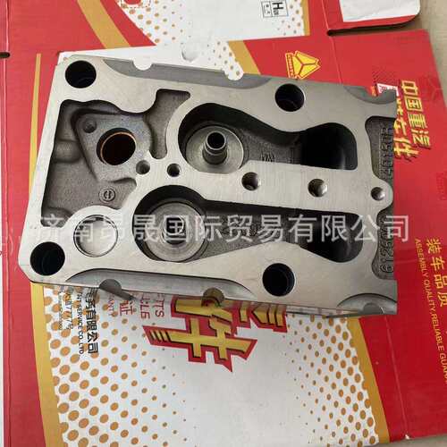 重汽HOWO 汕德卡 WD615 618发动机配件 61560040058气缸盖总成