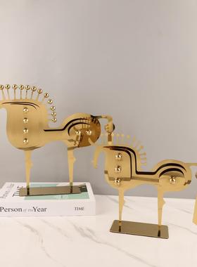 现代简约抽象金色金属刺马动物雕塑摆件客厅玄关书房软装家居饰品