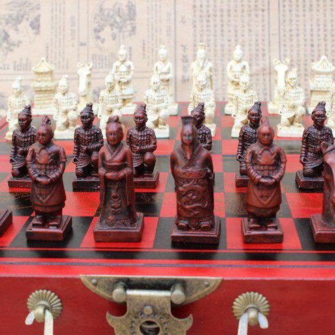 创意国际象棋中号兵马俑棋子仿古木制折叠棋盘立体象棋卡通人物棋