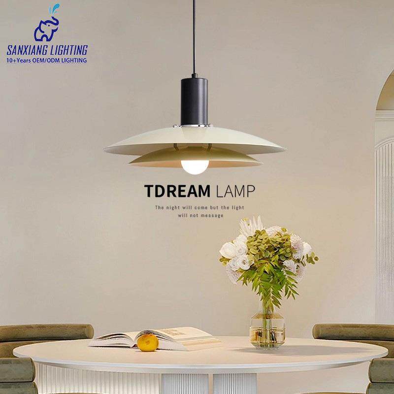 丹麦飞碟餐厅吊灯法式奶油风2025新款护眼餐桌灯双头饭厅吧台灯具