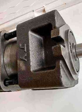 上海航发齿轮泵NB4-G40,G50,G63F TDI 聚醚发泡机齿轮泵