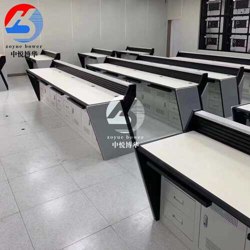 制造加工新闻工作台指挥桌钢木结合监控台操作台航空路网调度平台