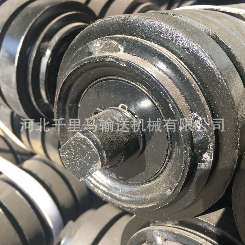 950*990输送机缓冲托辊 耐磨托辊滚筒 密封滚筒辊子加工