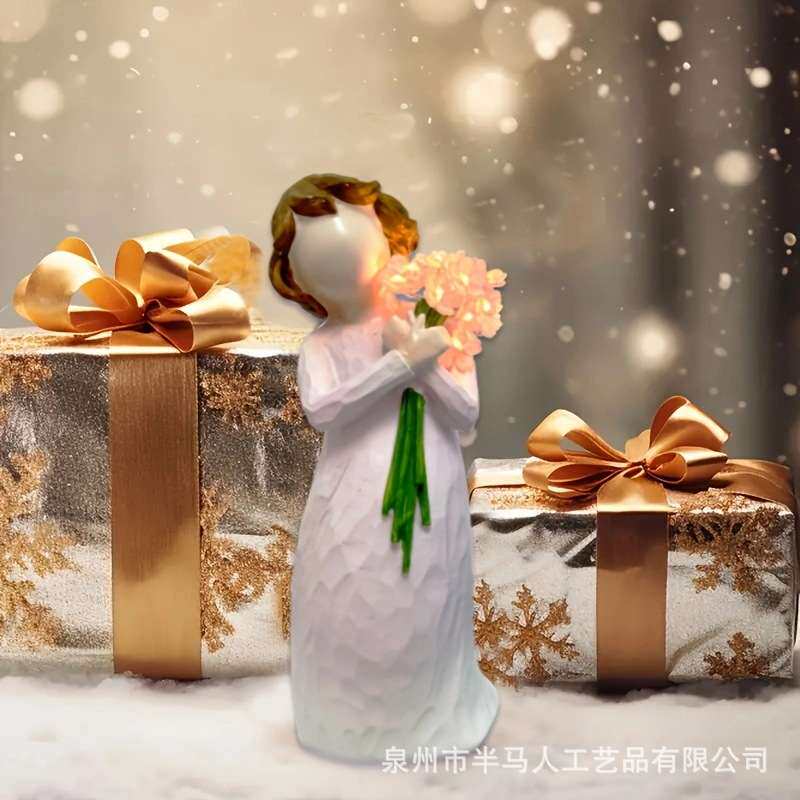 新品圣诞雕像树脂女孩捧花灯LED发光女孩雕像室内装饰灯现货