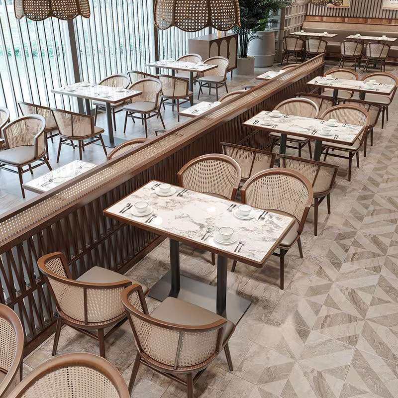 饭店组合店藤编奶茶火锅桌椅卡座实木餐饮店茶楼主题沙发餐厅