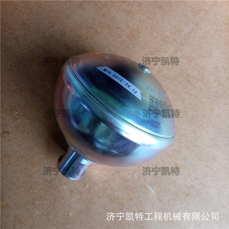425-62-23751/23750蓄能器 小松装载机WA320/380/470-6配件