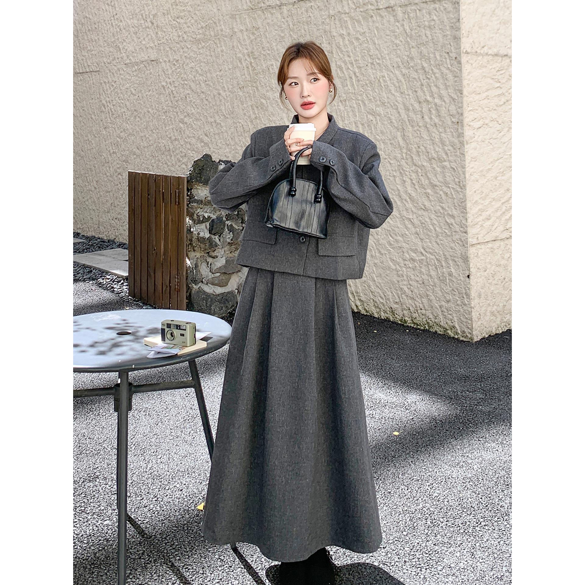 深灰色轻熟风韩系气质套装裙女2025秋季新款领结外套半身裙两件套