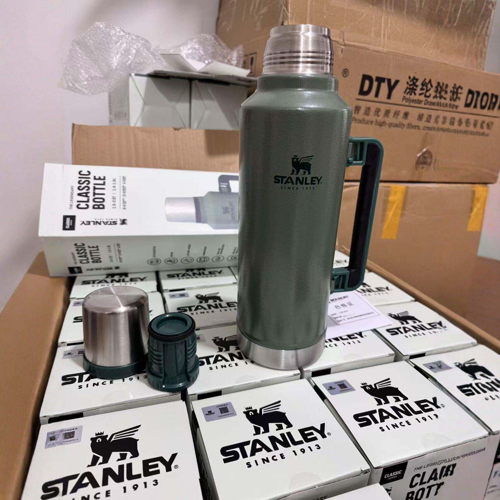 跨境史丹利Stanley保温杯保冷水壶户外304不锈钢大容量水杯便携