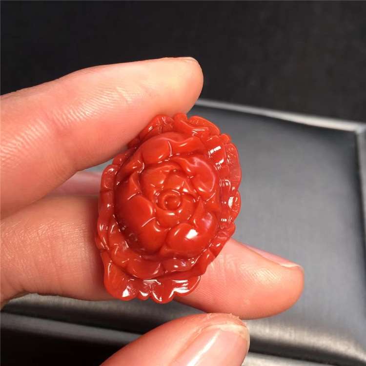 川料天然南红特色柿子红手工雕刻立体牡丹花 支持复检源头