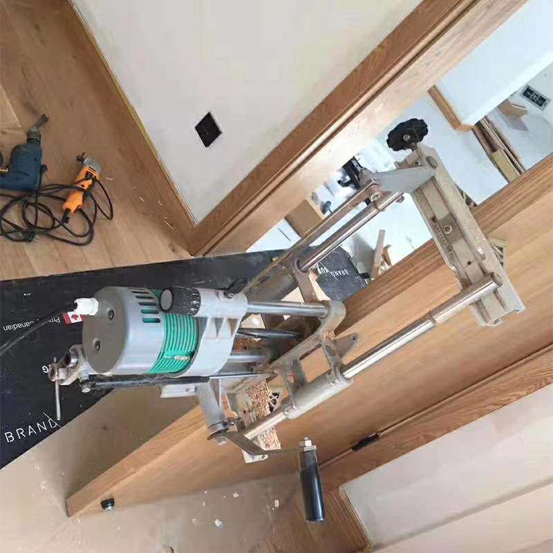 木门榫眼机便携式手提式木门锁孔机开榫槽机 广东简易手动门锁机