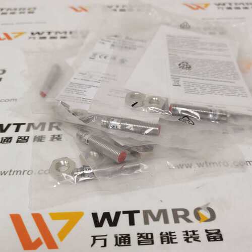 德国Baumer 堡盟  IGYX 08P17B3/S35L 电感式接近开关