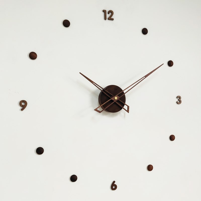 免打孔艺术挂钟现代客厅简约大气餐厅轻奢时钟Q北欧网红静音创意