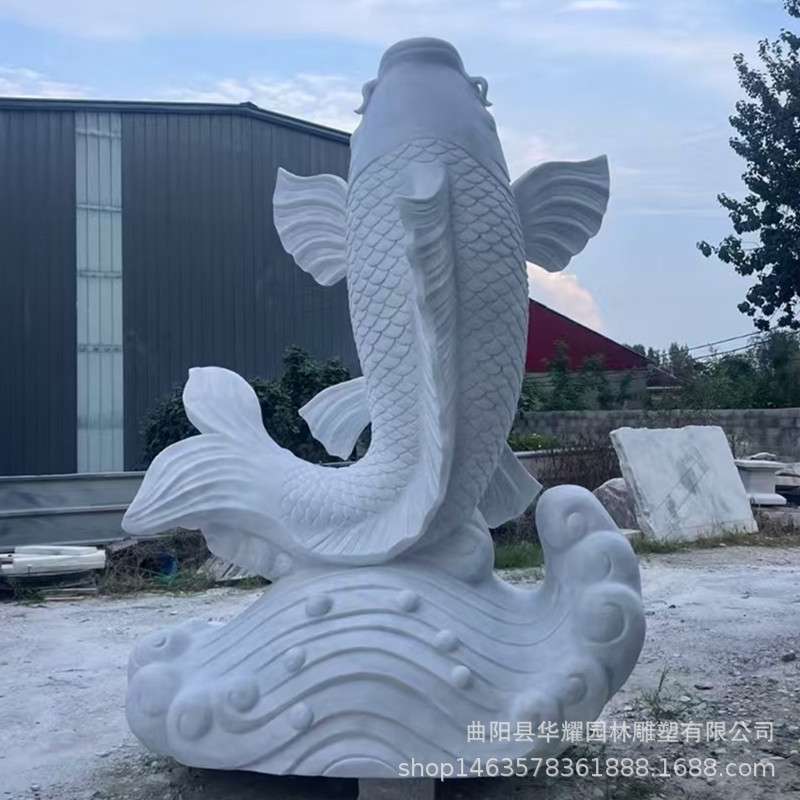 石雕鲤鱼花岗岩水池青石喷水鱼户外汉白玉吐水小鲤鱼景观流水摆件