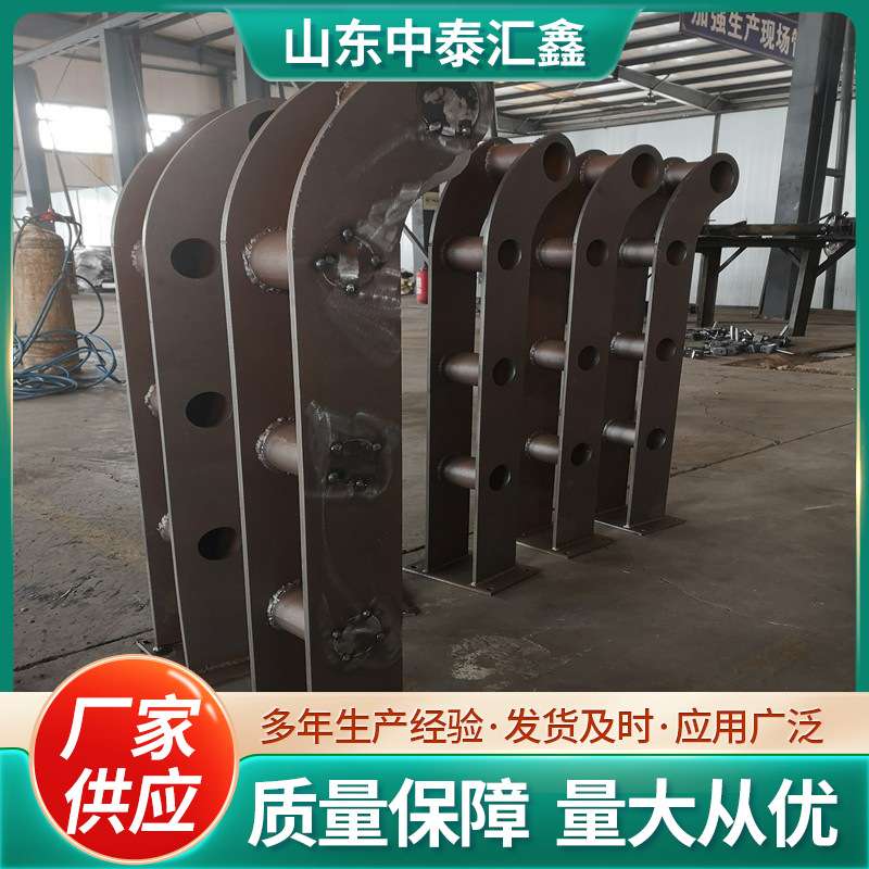 波形护栏法兰盘护栏 镀锌防撞设施配件立柱 防撞护栏立柱支架现货