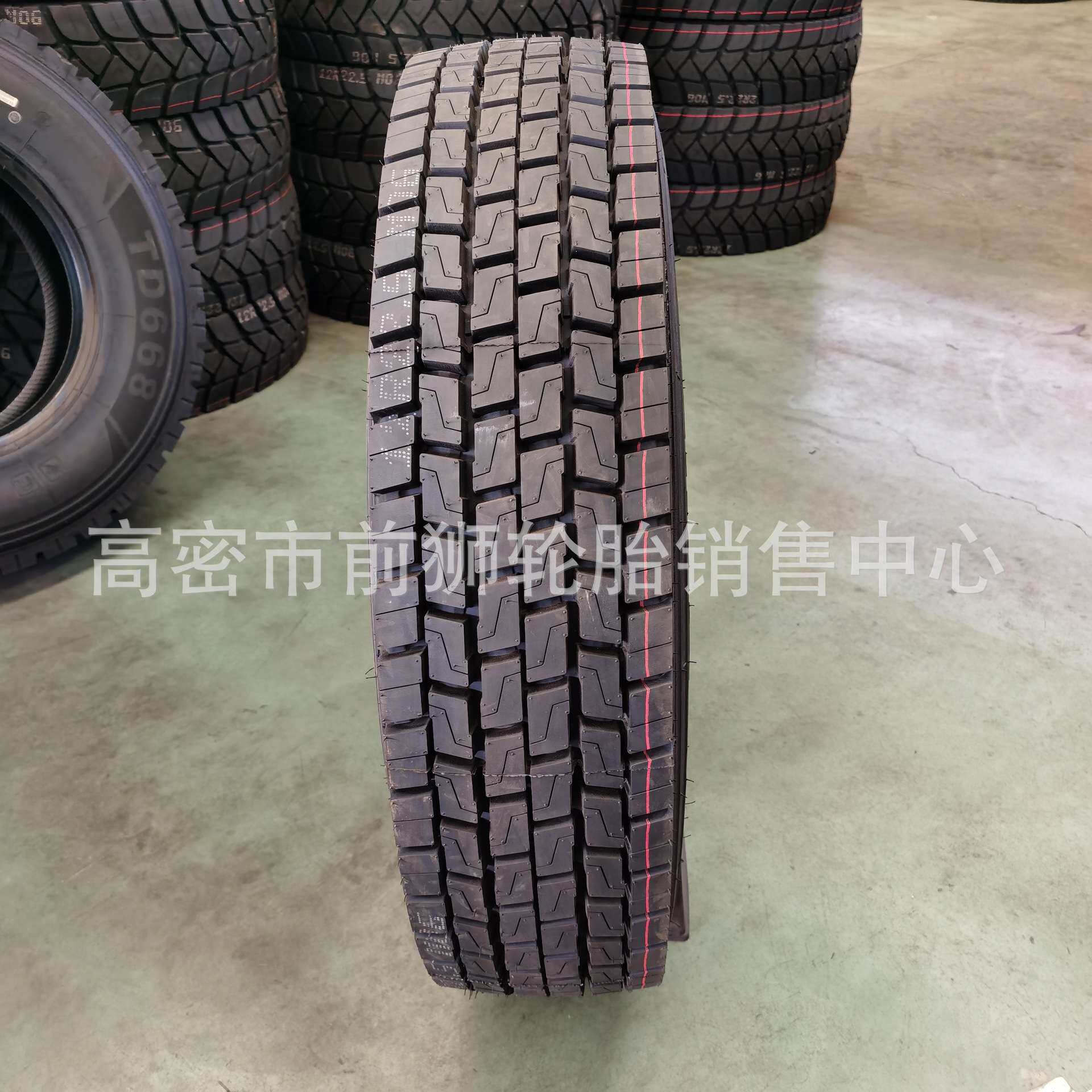 供应平板车轮胎10/11/12/13R22.5卡车钢丝真空轮胎295 31580r22.5
