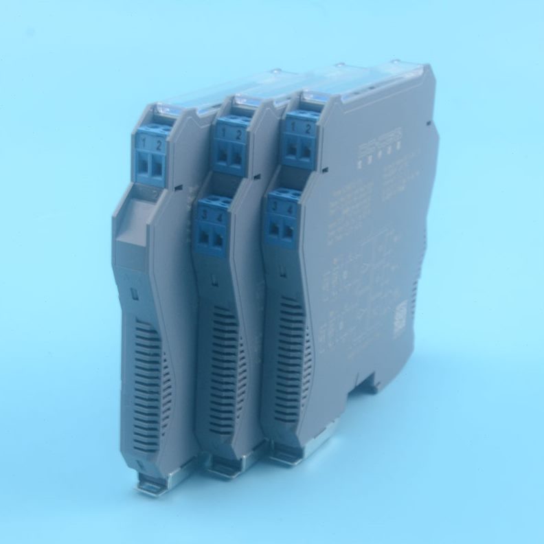 AM012接近开关-信开关E信号隔离器X栅8N号输入安全输出量DSUR