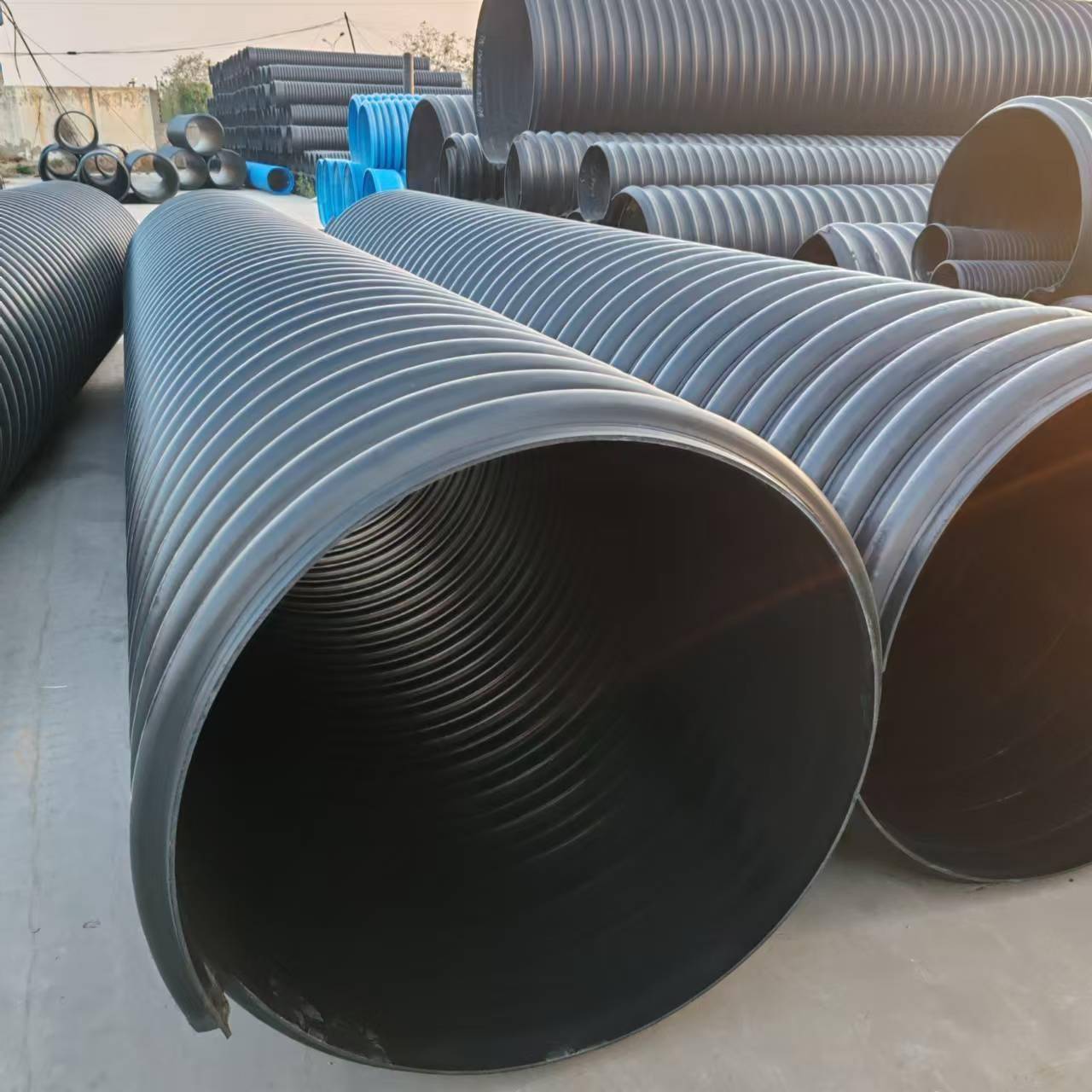 HDPE钢带增强螺旋波纹管DN300*SN8市政工程排水管耐磨耐腐蚀
