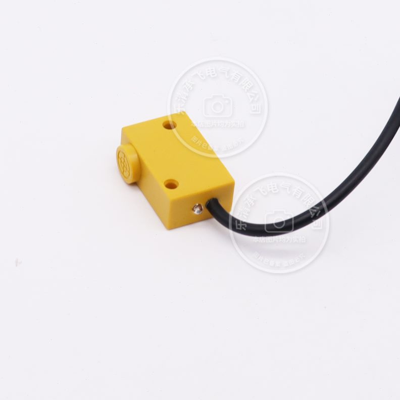 XZCK23C接近开关2NLA传感器三线常-J开WG:Z2N5-J40N线P5二3JG./L