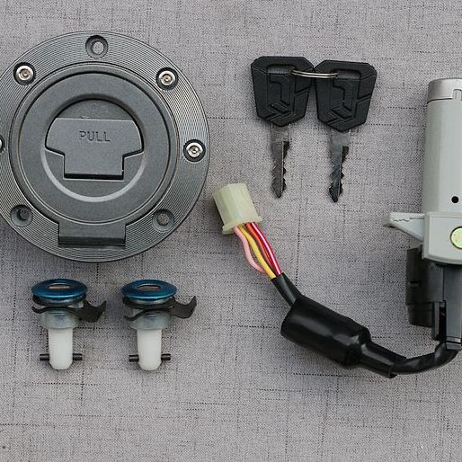 门18  Q12适用Q 电A16-150J 金刚 油箱盖 门锁J5锁钥匙 套-