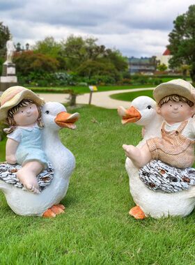 玻璃钢雕塑装饰摆件园林鸭骑户外景观幼儿园卡通庭院男孩人物女孩