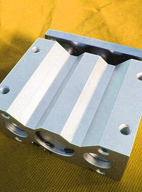 三16300//-/10MG全新/原装Q4010/L75轴2050/25带导杆气缸/