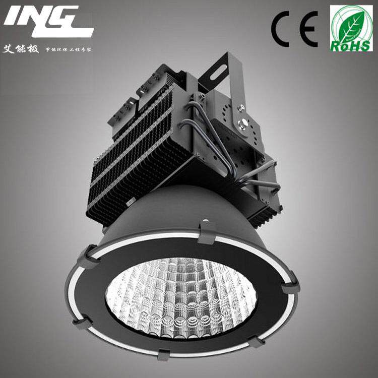 塔吊灯100W300W500w工矿灯大功率超远距离鳍片式投射灯LED投光灯