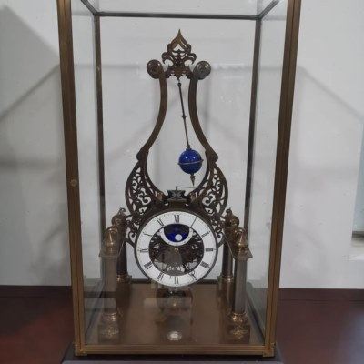 纯铜做旧玻璃骨架绕球机械座钟,家居饰品,座钟,淘宝优惠券,粉丝福利购,淘宝优惠卷