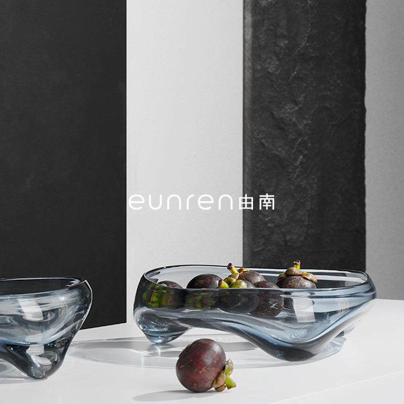 简约现代创意三足玻璃果盘摆件样板房间售楼处软装饰品几何摆设,电子元器件市场,其它元器件,淘宝优惠券,粉丝福利购,淘宝优惠卷