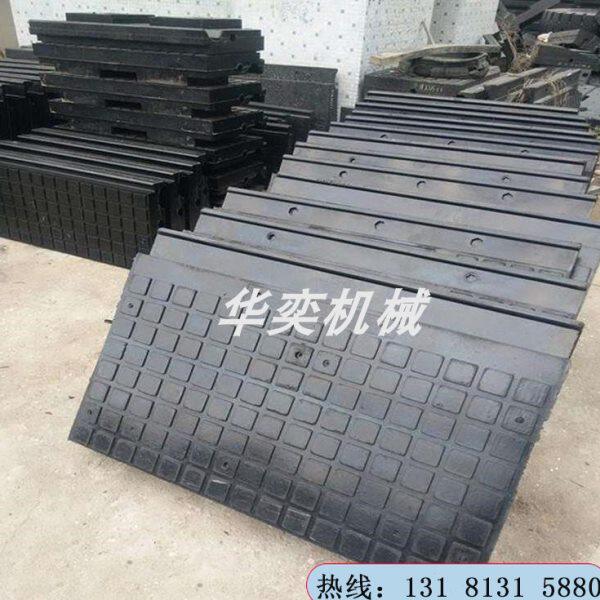 直发轨道枕用橡胶道口板厂家 矿用绝缘P50水泥橡胶道口板现货供应