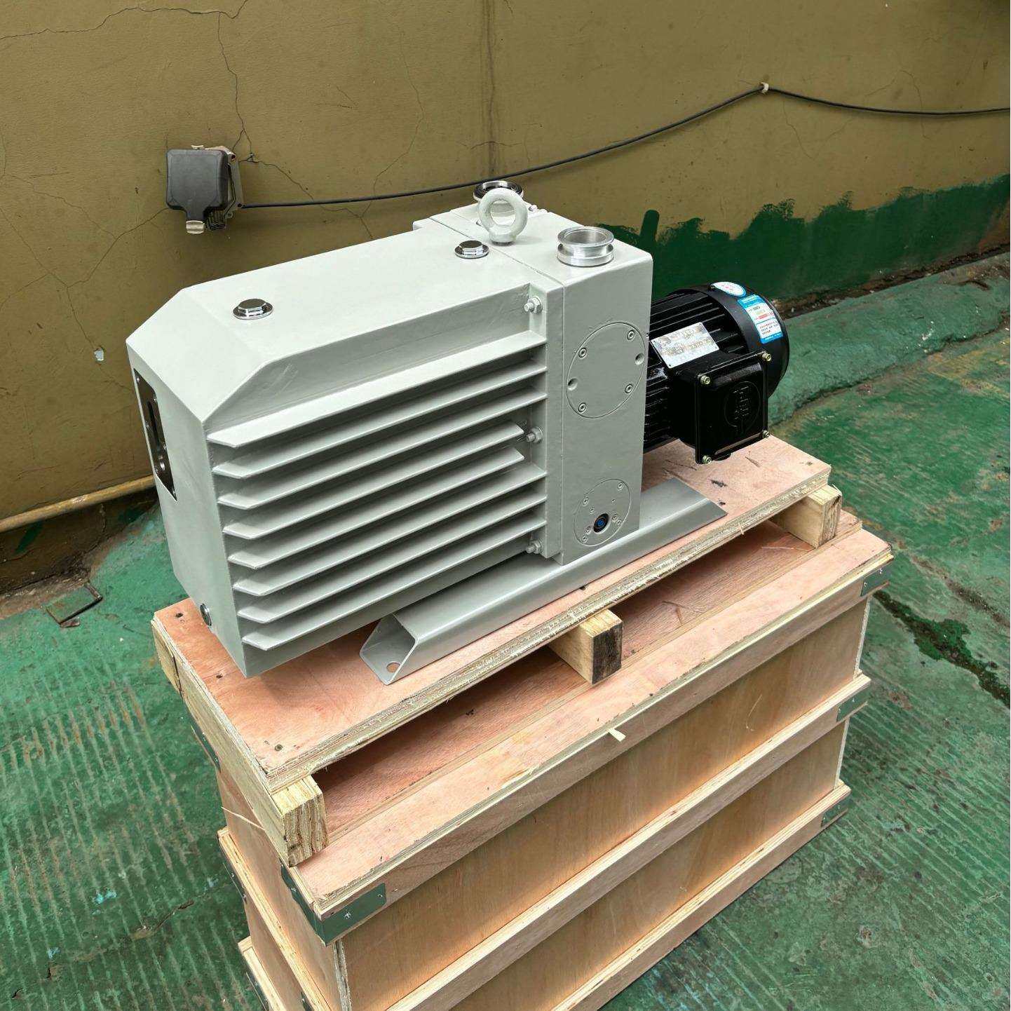 旋片式真空泵2XZ-15D