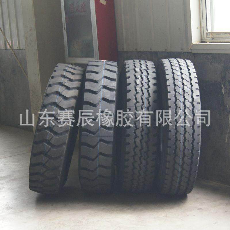 厂家供应10.00r20轮胎11.00r20钢丝胎耐磨抗载全钢丝载重卡车轮胎