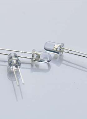 5mm透明黄色灯珠 5MM圆头超高亮黄色长脚直插led发光二极管