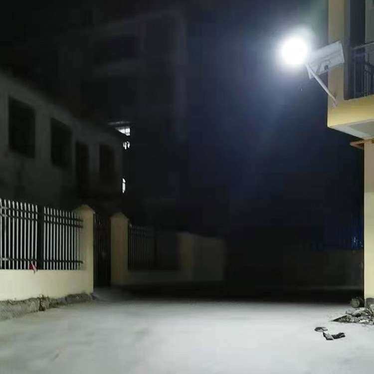 太阳能挑臂路灯 led挑臂路灯 电线杆路灯墙壁抱箍路灯 新农村