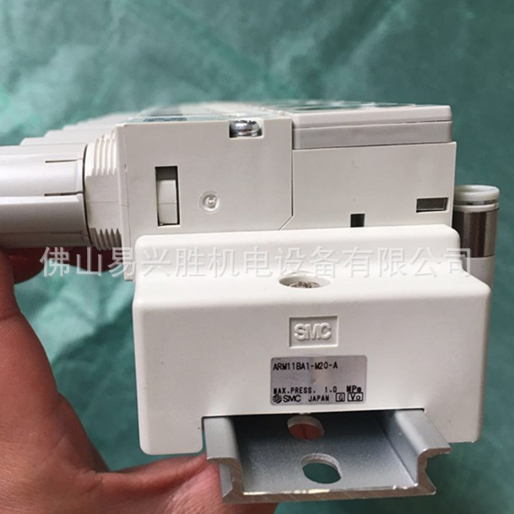 正品SMC集装式减压阀ARM11BA1-M20-A 各自供气小型减压阀