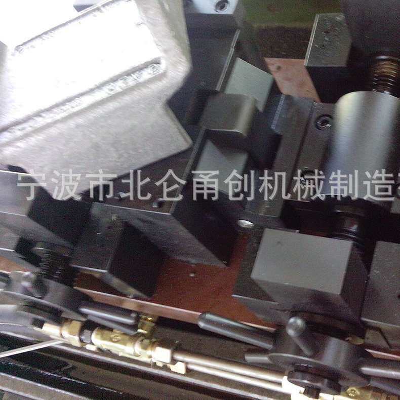 厂家供应液压同步夹具 液压夹紧夹具 液压夹具设计