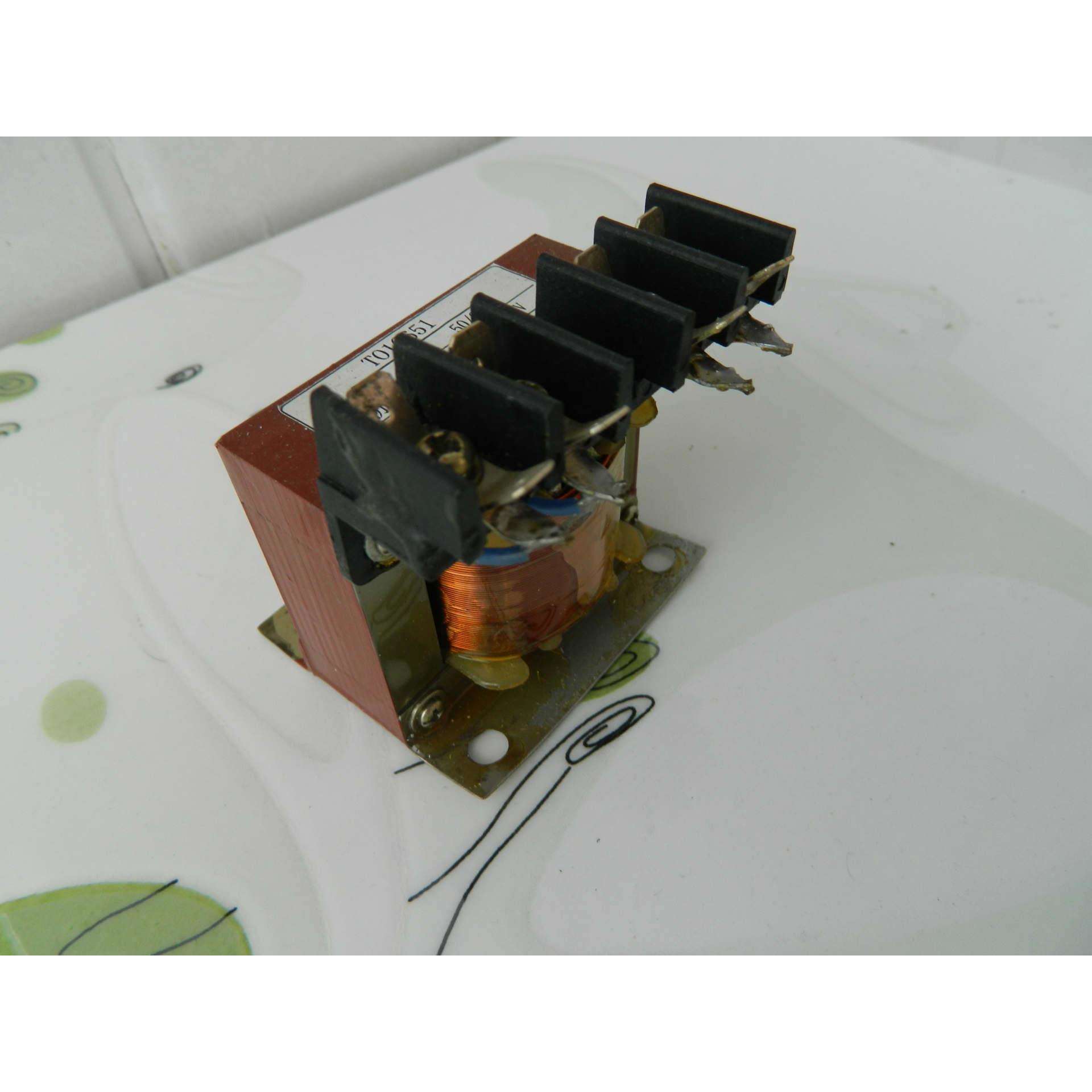 1FC5发电机中间互感器 4AM47 15VA 50-60HZ 5A/1A