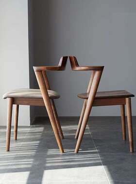 北美白蜡木扶手餐椅家用简约靠背实木椅子北欧大师设计椅原木椅