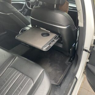 专用于19 24奥迪A6L小桌板A6椅靠背折叠小桌子Q6不拆氛围灯A7L