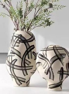 现代简约手绘水墨条纹花瓶摆件样板间书房插花器展示柜软装饰品