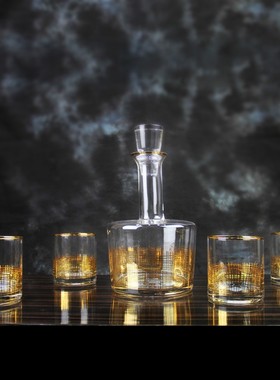 样板房客厅餐厅茶几大理石托盘装饰品酒L柜水晶酒具洋酒道具摆件