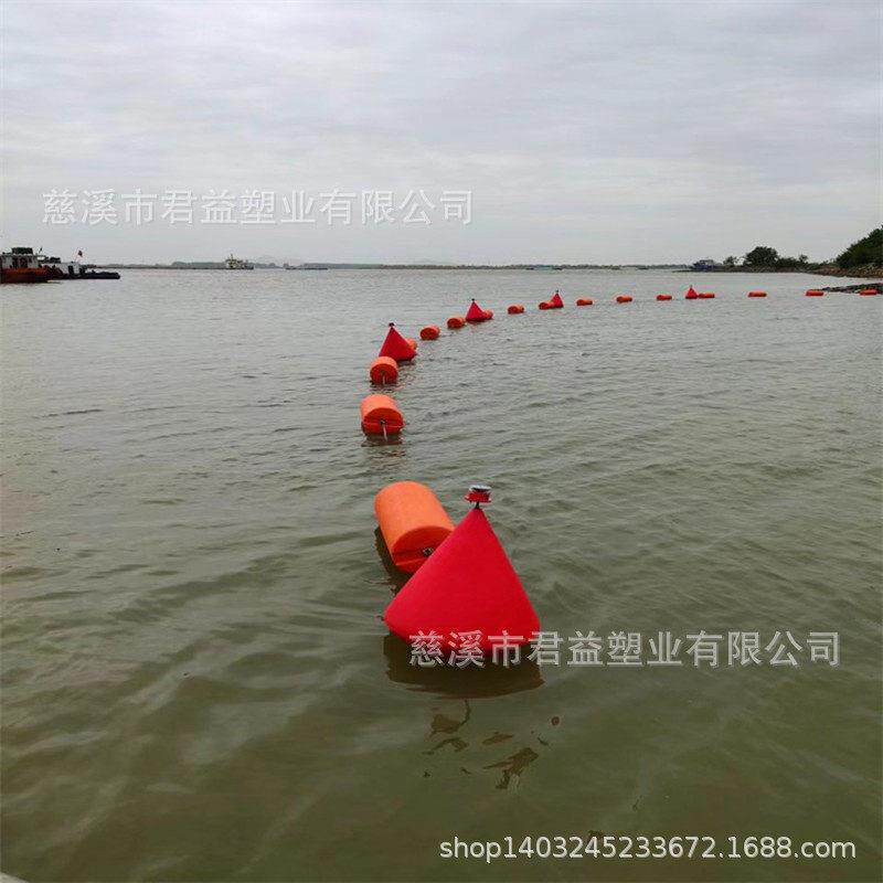 水上封锁拦截航道塑料浮漂 工程黄水面警示浮标串联浮桶