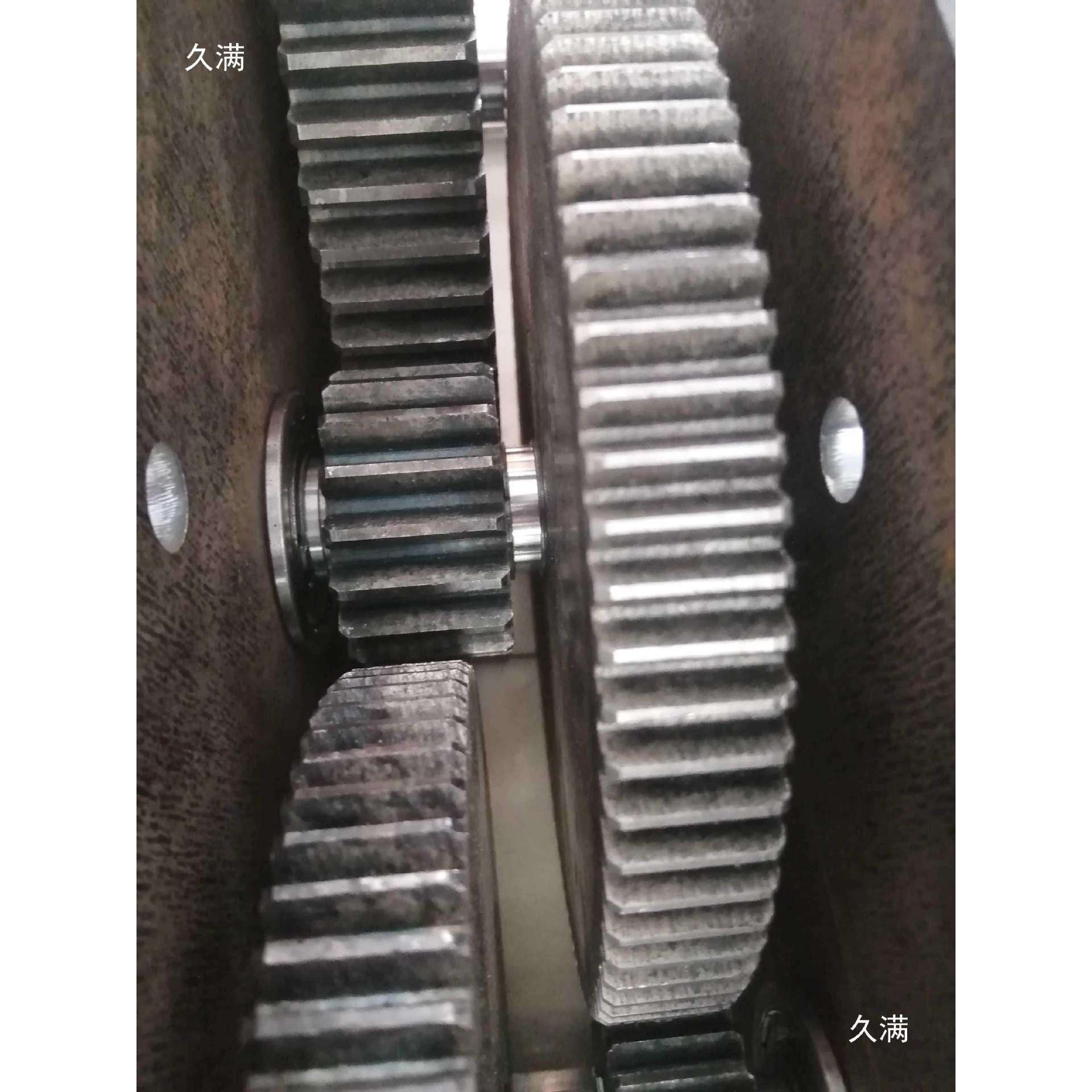 水力风力发电机大功率手摇220V20千瓦增速减速变速齿轮箱可以