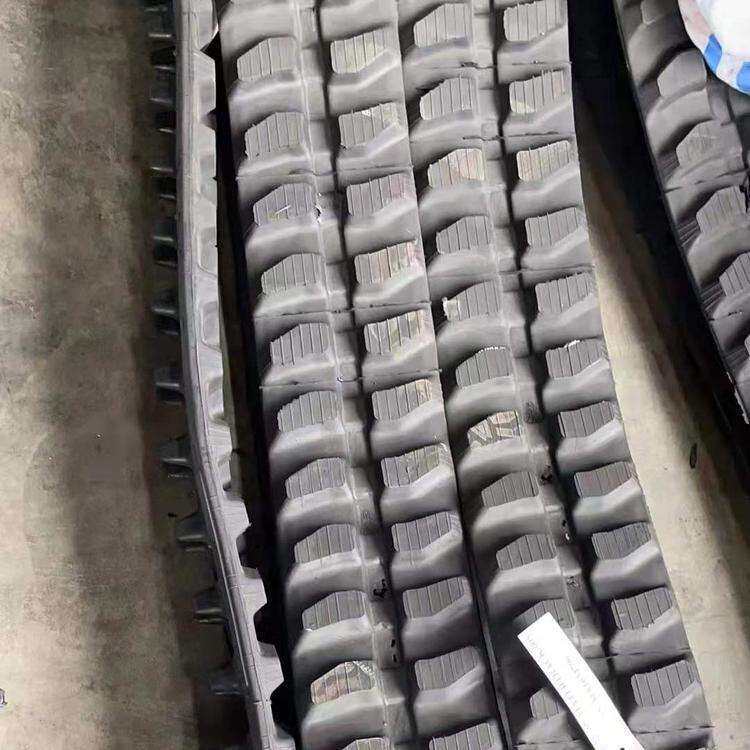 挖掘机履带胶 徐工XE135B牛筋履带胶块 橡胶履带输送带发电机座