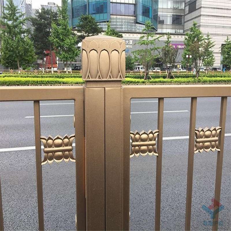 厂家供应黄金色护栏围栏莲花形道路护栏珠海横琴莲花款