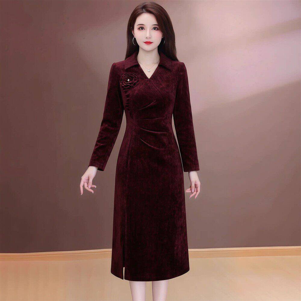 贵夫人气质连衣裙女2026年秋季新款妈妈装修身显瘦减龄中长款裙子