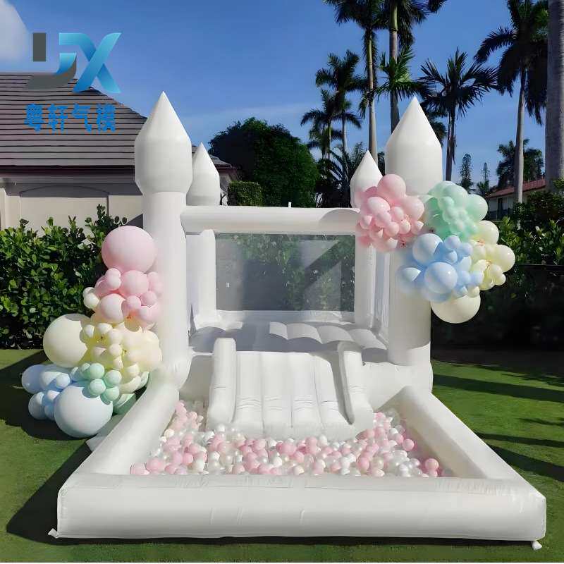 新款充气白色跳床便携式小型城堡跳跃空间波波池趣乐儿童充气屋