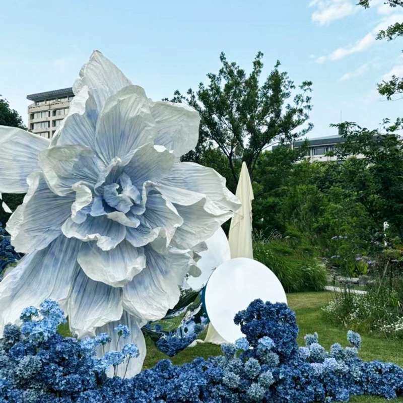 蓝色渐变巨型美塑大花纸艺花手工婚庆道具婚礼商场美陈大型