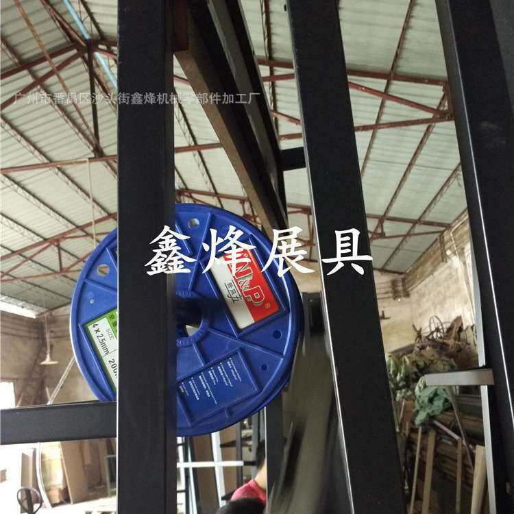 地毯展示架 毛毯展具 卷轴布匹铁架 地毯挂架 墙纸墙布展示架