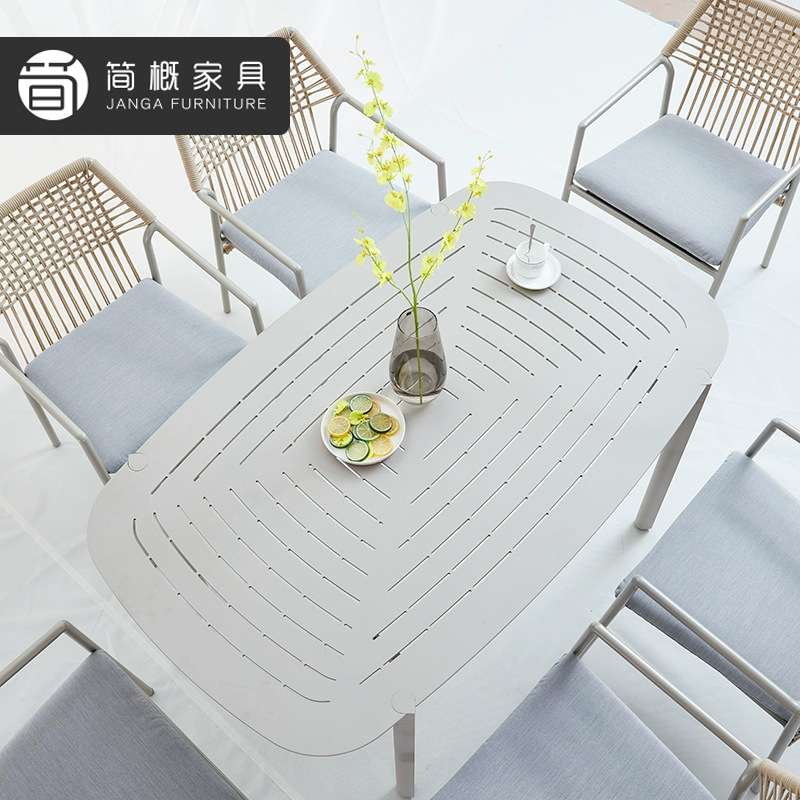 北欧别墅阳台桌椅庭院花园家具组合酒店露台桌椅民宿网红藤椅三件